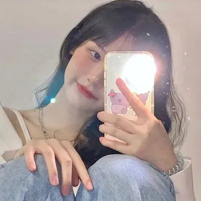 不再托腮遐思